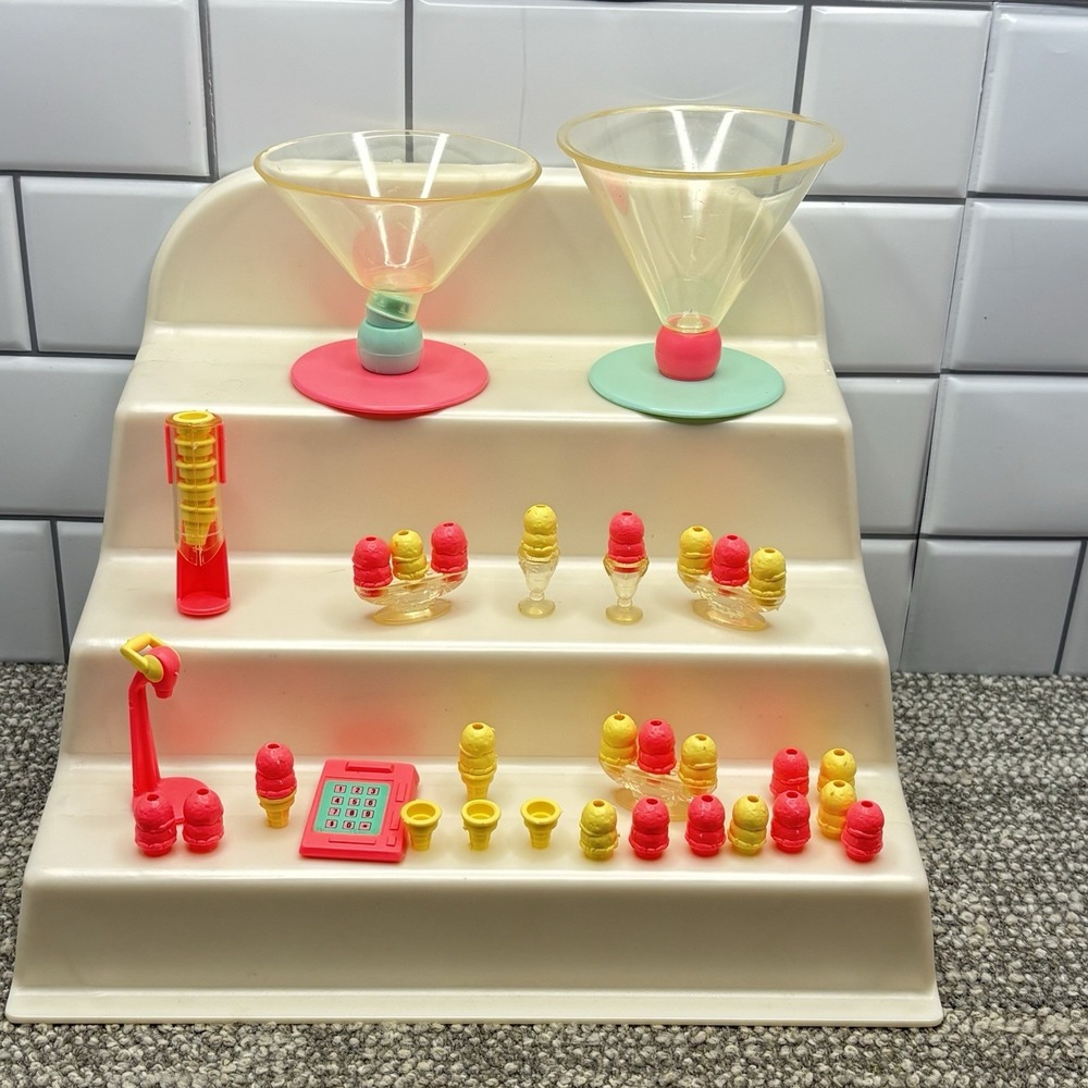 Vintage‎ 1987 Barbie Ice Cream Shop Cones Banana Splits More